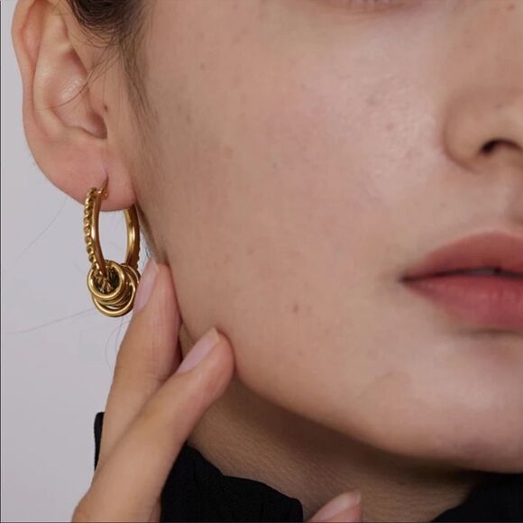 #21 NEW Unique Gold Hoop Earrings - Picture 5 of 11